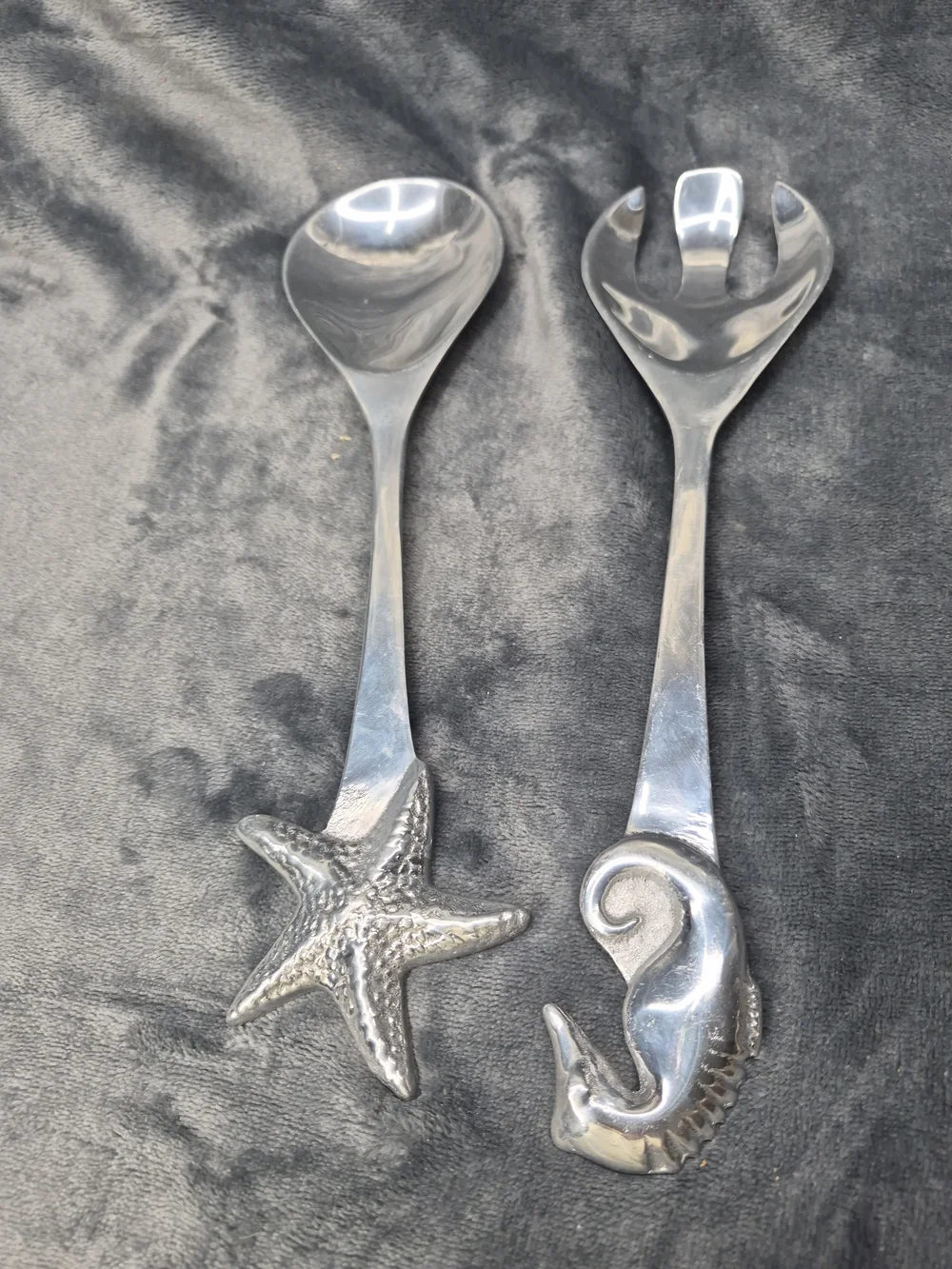 Vintage Mariposa Coral Seashell Aluminum Serving Set Starfish & Seahorse 2 Pcs